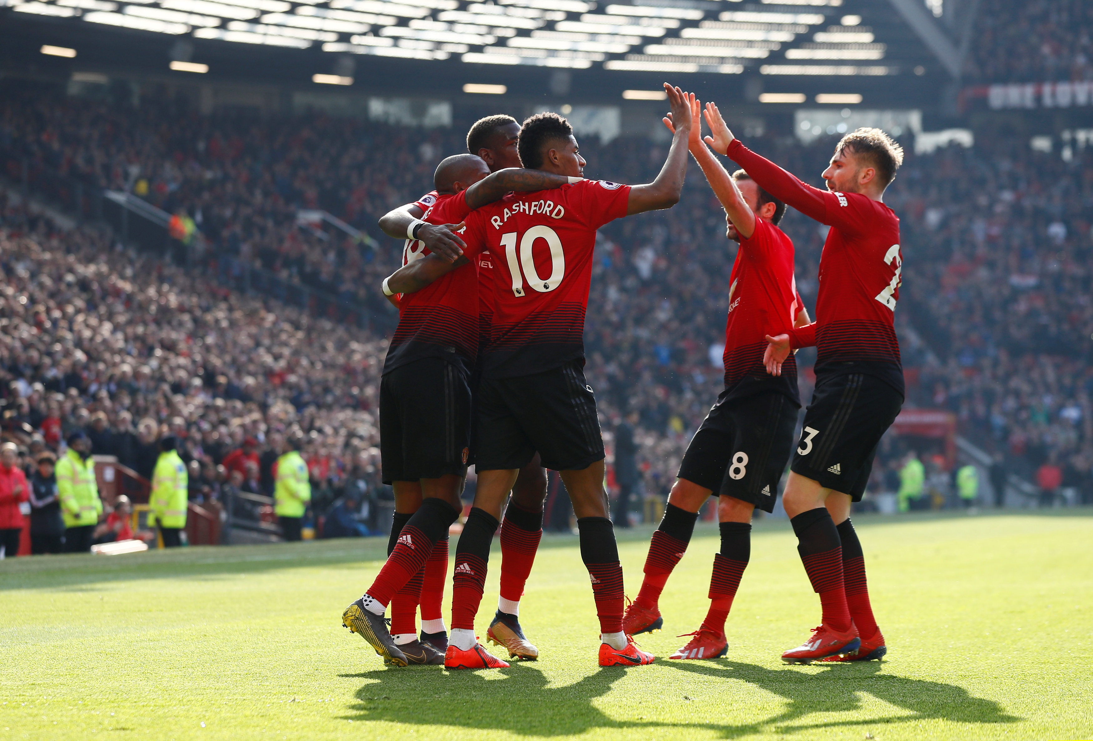 身体对抗同 身体对抗同